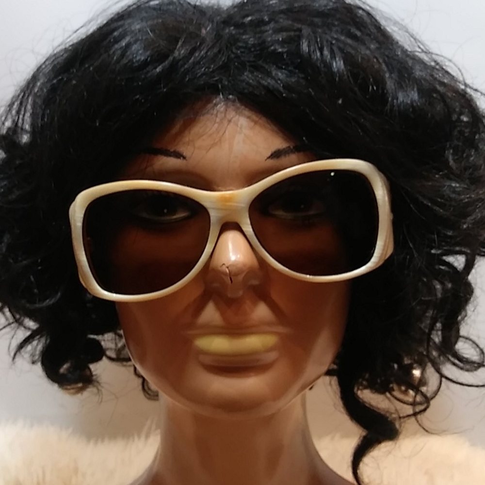 ESCADA SUN GLASSES (PRESCRIPTION)